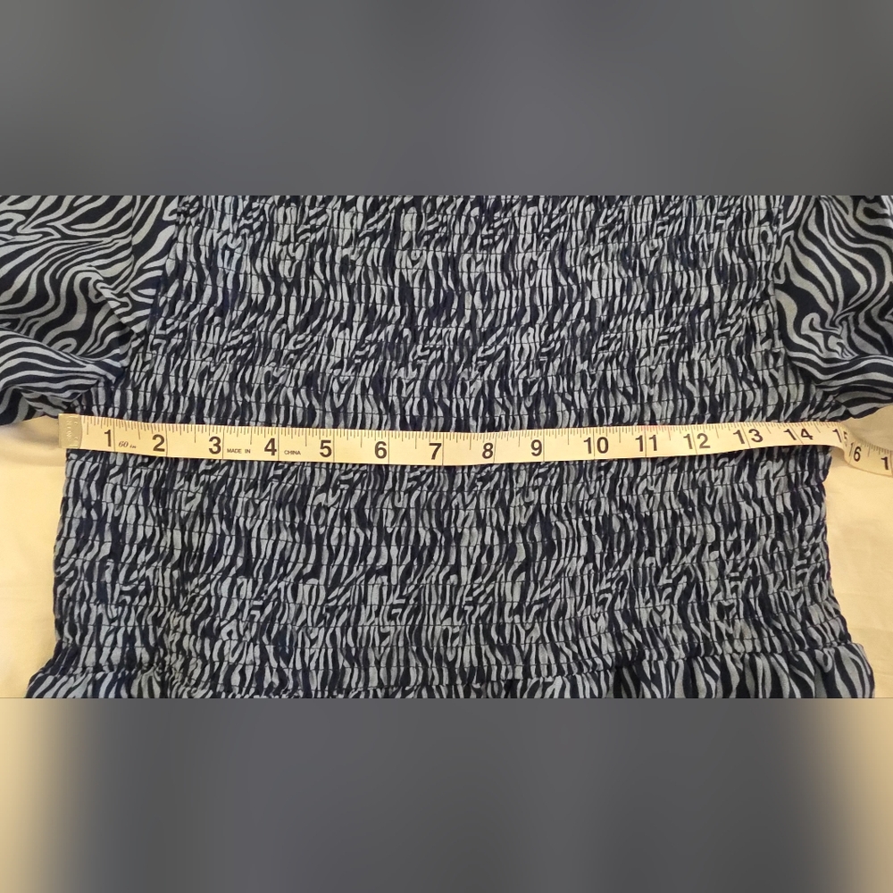 Simply Southern Smocked Long Sleeve Tiered Dress Blue Print Size Large Like New - Picture 7 of 9